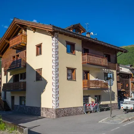 & Myholidaylivigno